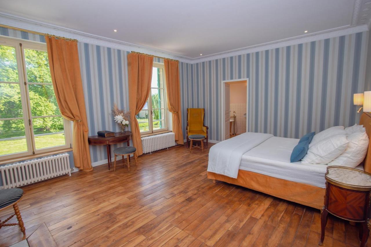 Domaine Du Chateau Vert Hondainville Bagian luar foto