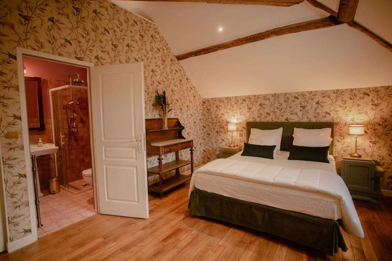 Domaine Du Chateau Vert Hondainville Bagian luar foto