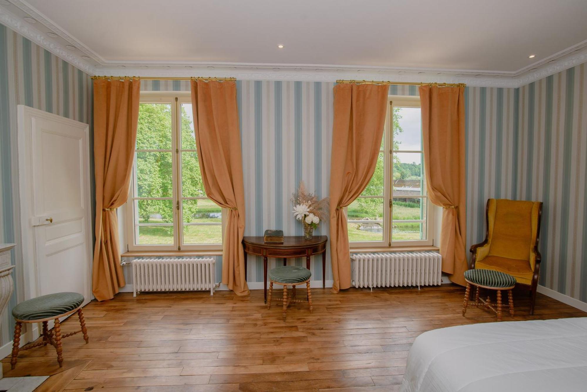 Domaine Du Chateau Vert Hondainville Bagian luar foto
